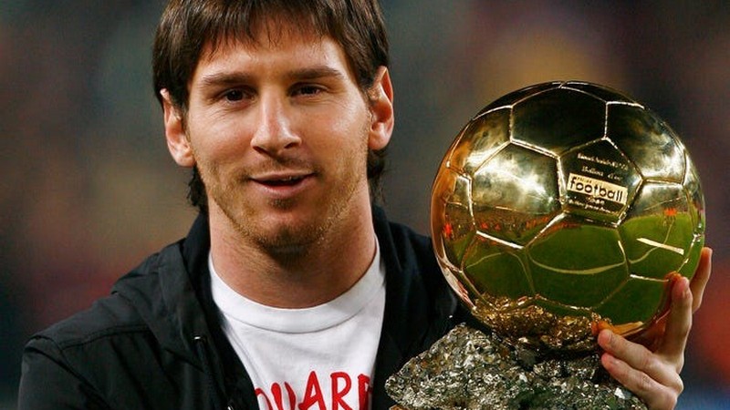 Messi có chuỗi giành được 4 danh hiệu quả bóng vàng liên tiếp